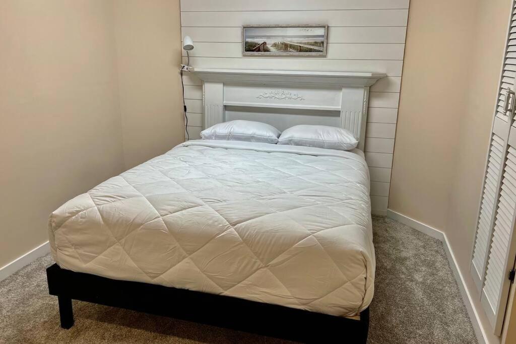 Crescent Heights Majesty Villa Calgary Bagian luar foto