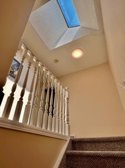 Crescent Heights Majesty Villa Calgary Bagian luar foto