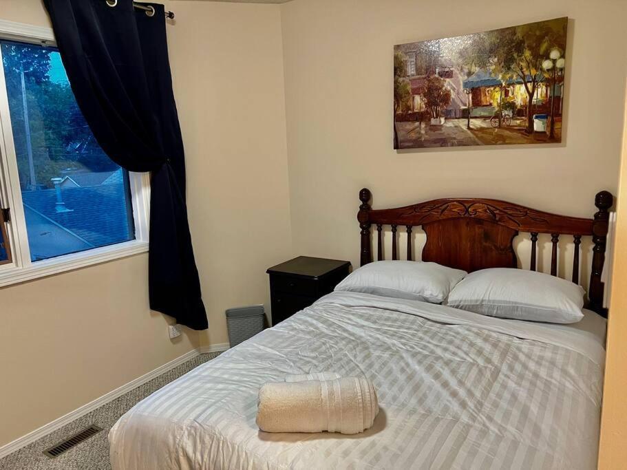 Crescent Heights Majesty Villa Calgary Bagian luar foto